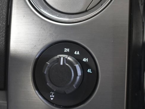 Used 2013 Ford F150 Limited image 24