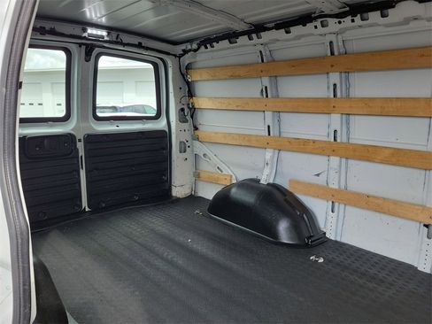 Certified 2021 Chevrolet Express 2500 w/ Driver Convenience Package image 24