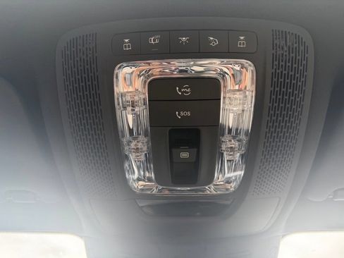 Used 2023 Mercedes-Benz EQB 300 4MATIC image 30