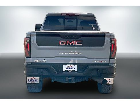 Used 2024 GMC Sierra 2500 AT4X w/ AT4X AEV Edition AWD/4WD image 5