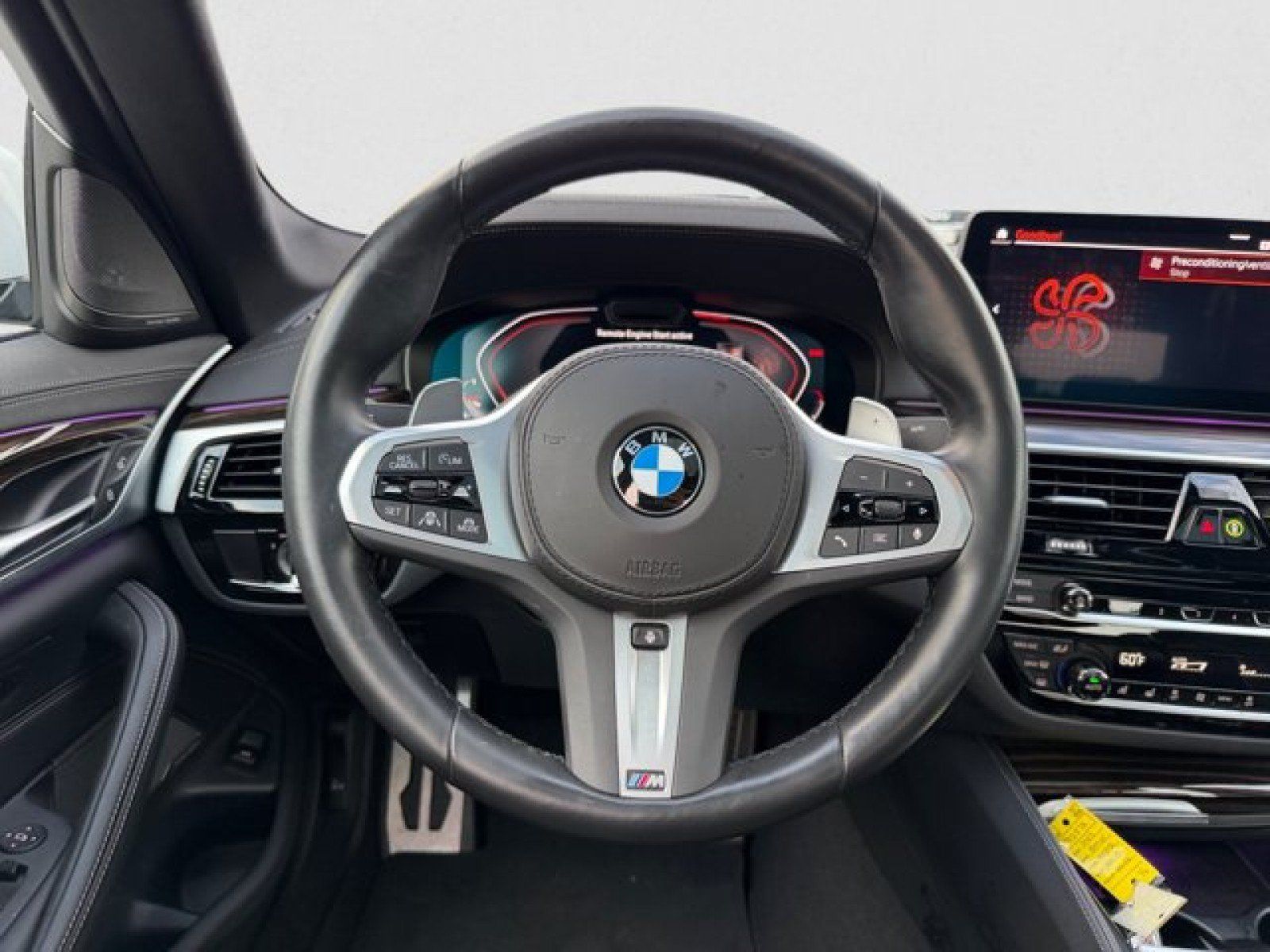 Used 2023 BMW M550i xDrive w/ Executive Package AWD/4WD image 15