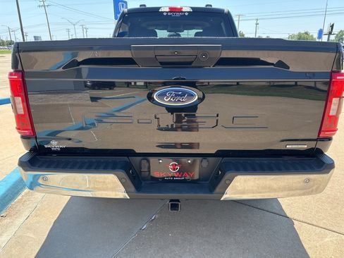 Used 2022 Ford F150 XLT w/ Trailer Tow Package image 14