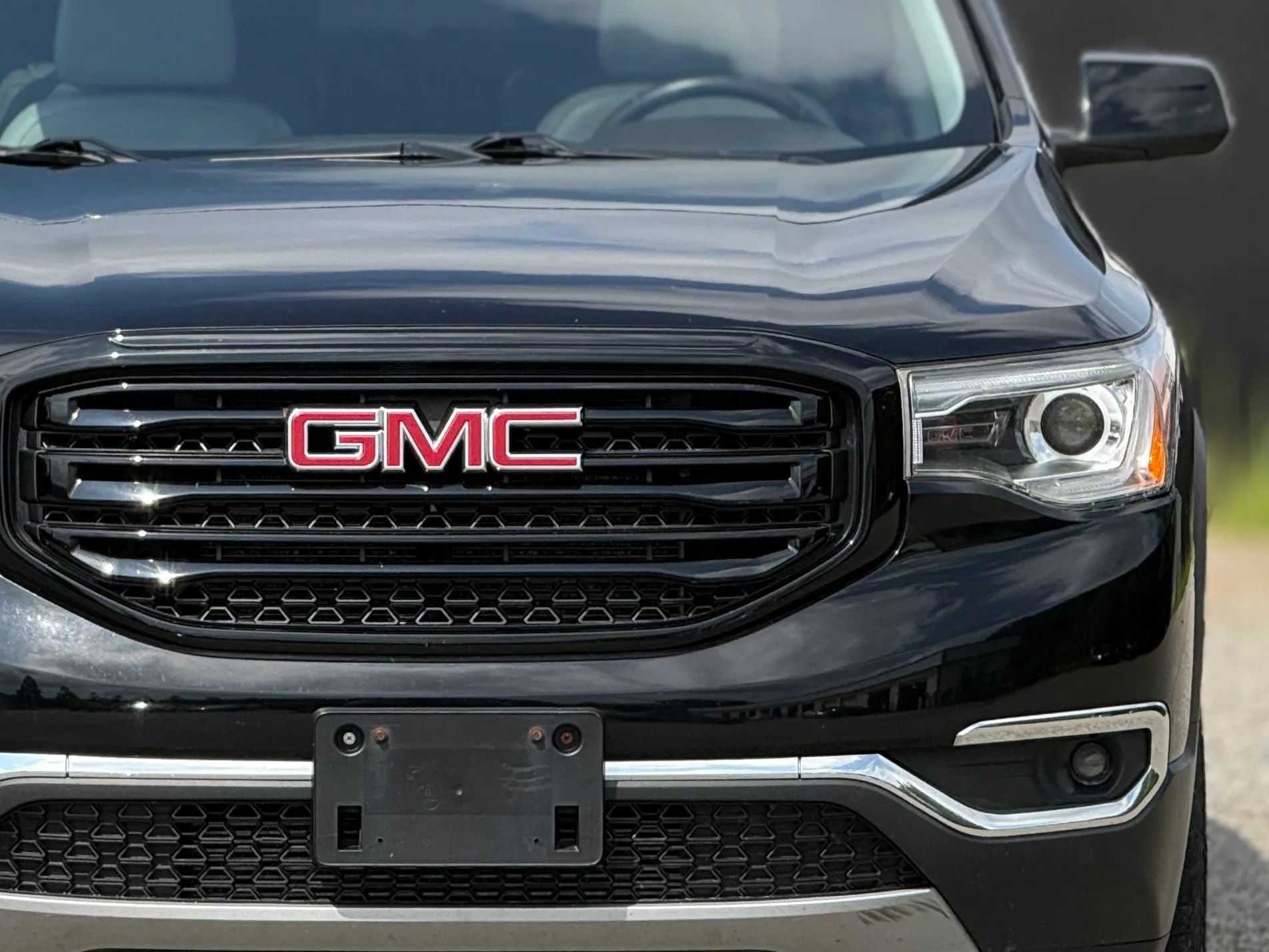 Used 2017 GMC Acadia SLT w/ LPO, Black Accent Package FWD image 12