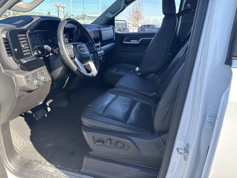 Used 2025 GMC Sierra 1500 SLT image 20