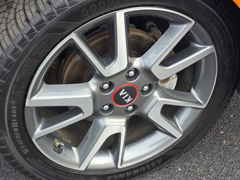 Used 2021 Kia Soul GT-Line FWD image 14