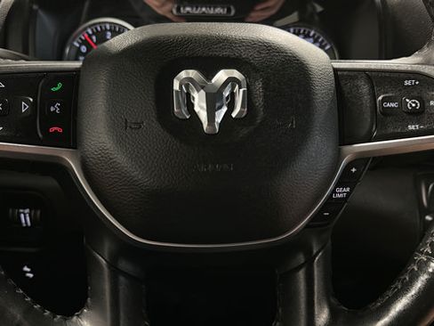 Used 2019 RAM 1500 Big Horn AWD/4WD image 15
