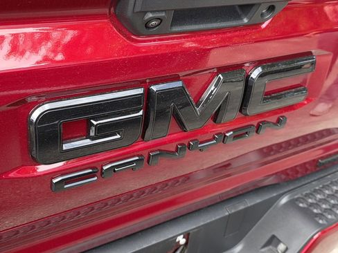 Used 2024 GMC Canyon Elevation w/ Elevation Premium Package RWD image 5