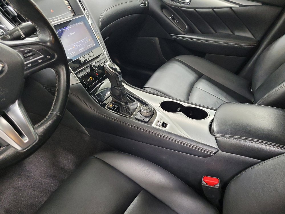 Used 2019 INFINITI Q50 Luxe w/ Essential Package (3.0T Luxe) AWD/4WD image 26