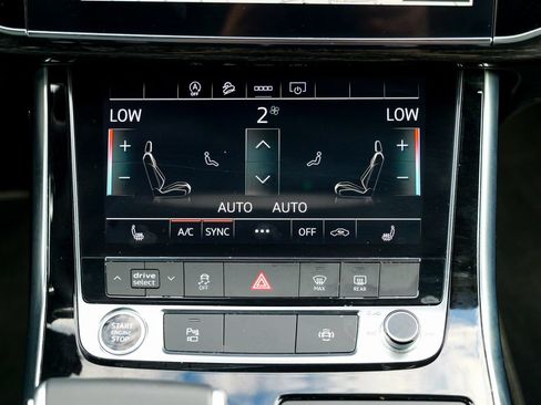 Used 2025 Audi Q7 3.0T Premium Plus AWD/4WD image 52