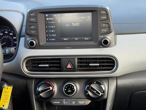 Used 2020 Hyundai Kona SE image 13