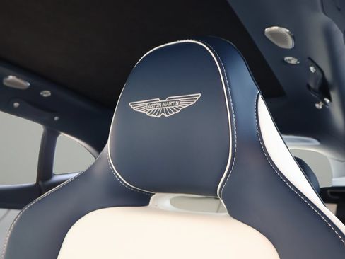 Used 2025 Aston Martin DBX 707 AWD/4WD image 12