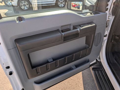 Used 2013 Ford F250 XL w/ PWR Equipment Group image 32