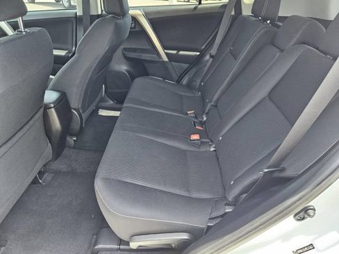 Used 2013 Toyota RAV4 XLE FWD image 20