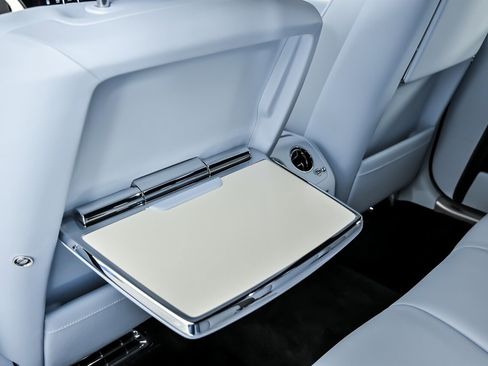 Used 2023 Rolls-Royce Ghost image 25