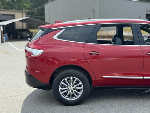 Used 2024 Buick Enclave Premium AWD/4WD image 9