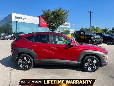 Used 2024 Hyundai Kona SEL FWD image 8