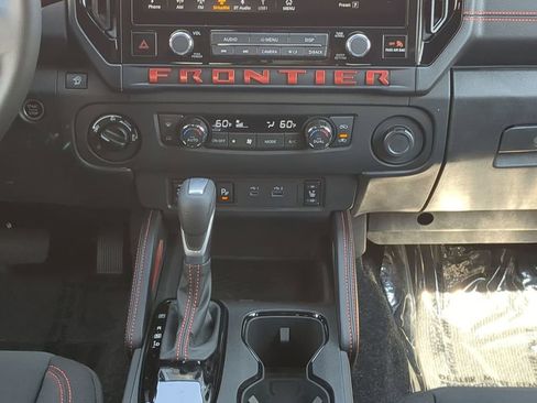 New 2025 Nissan Frontier PRO-4X w/ Pro Convenience Package image 19