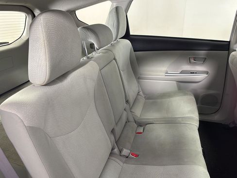 Used 2014 Toyota Prius V Three FWD image 17