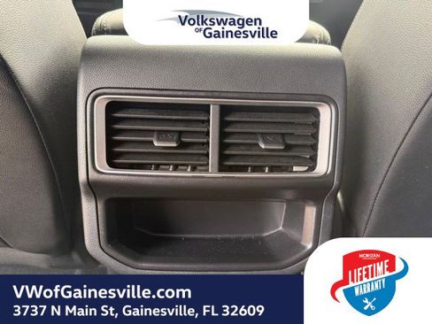Certified 2025 Volkswagen Atlas Cross Sport SE AWD/4WD image 13