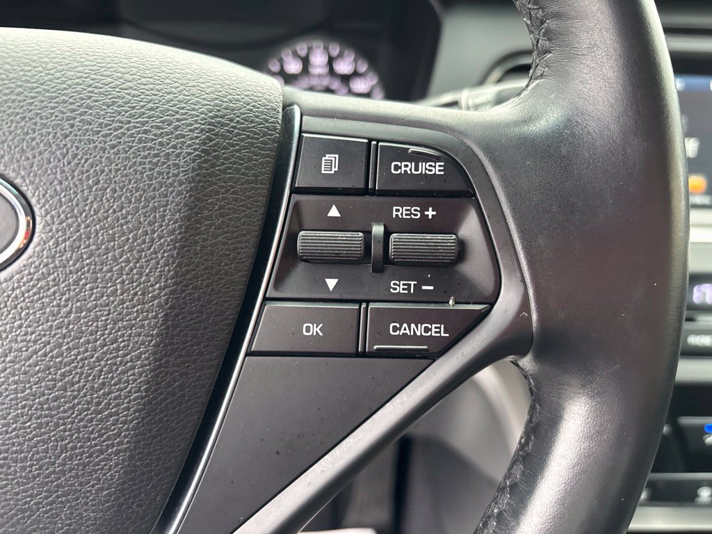 Used 2017 Hyundai Sonata Sport w/ Value Edition Package 02 FWD image 17