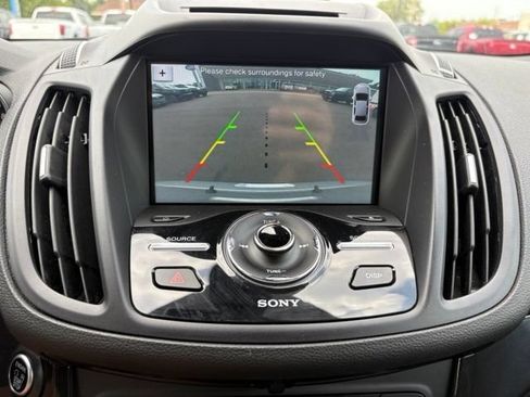 Used 2017 Ford Escape Titanium FWD image 30