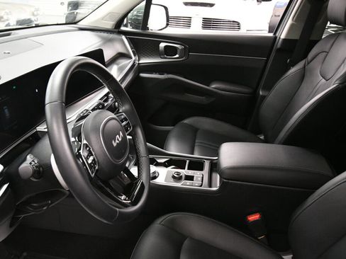 Used 2025 Kia Sorento EX AWD/4WD image 19