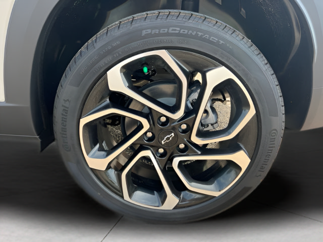 New 2026 Chevrolet Trax RS w/ Driver Confidence Package FWD image 30