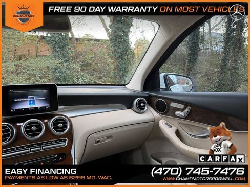 Used 2018 Mercedes-Benz GLC 300 w/ Premium Package image 33