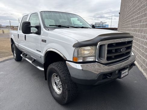 Used 2002 Ford F350 Lariat image 3