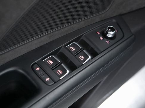 Used 2017 Audi A8 L 3.0T w/ Executive Package image 18