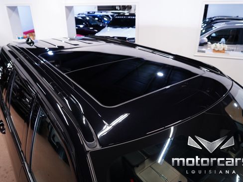 Used 2025 Lincoln Navigator Reserve w/ Jet Appearance Package image 15