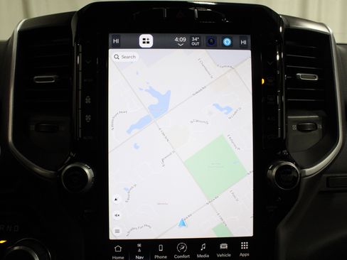 Used 2024 RAM 2500 Big Horn w/ Sport Appearance Package image 14