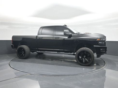 Used 2026 RAM 2500 Tradesman AWD/4WD image 11