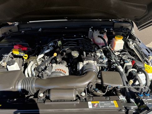 Used 2021 Jeep Gladiator Mojave image 11