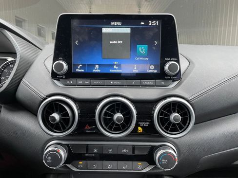 Used 2025 Nissan Sentra SV image 20