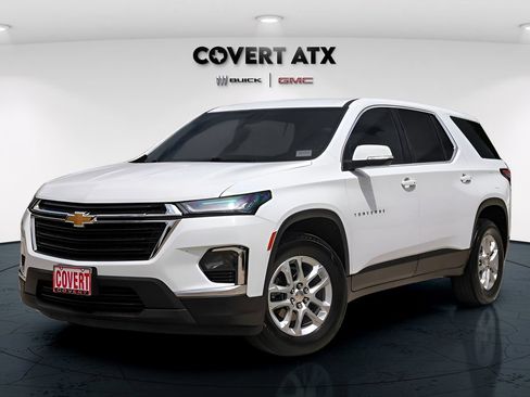 Used 2023 Chevrolet Traverse LS w/ Safety Package FWD image 1