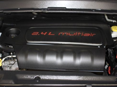 Used 2022 Jeep Compass Latitude image 18