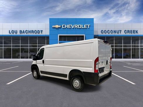 Used 2025 RAM ProMaster 2500 w/ Convenience Group FWD image 6