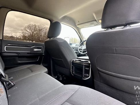 Used 2019 RAM 2500 Big Horn image 22