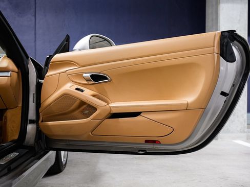 Used 2013 Porsche Boxster S RWD image 22