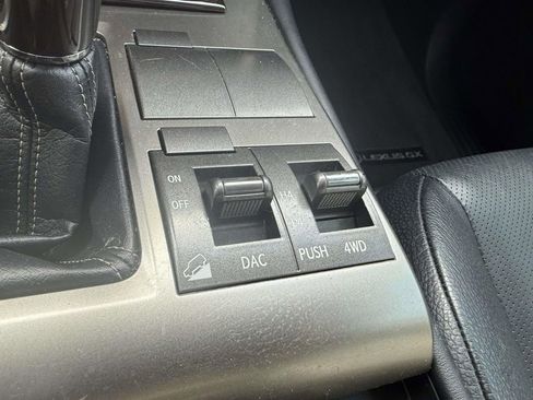 Used 2018 Lexus GX 460 Premium image 27