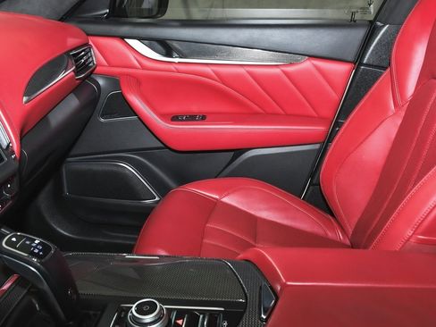 Used 2022 Maserati Levante Modena image 46