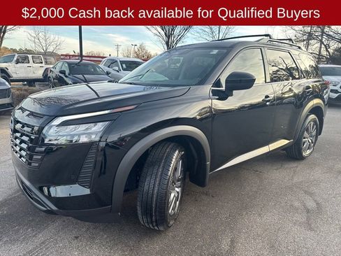 New 2026 Nissan Pathfinder SV image 3