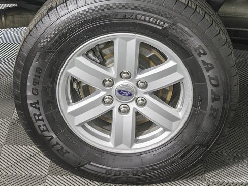 Used 2022 Ford F150 XLT w/ Trailer Tow Package image 11