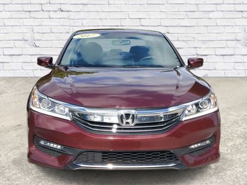 Used 2017 Honda Accord Sport image 6
