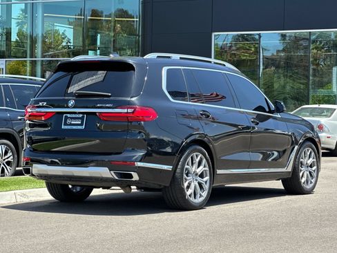 Used 2020 BMW X7 xDrive40i w/ Parking Assistance Package AWD/4WD image 3