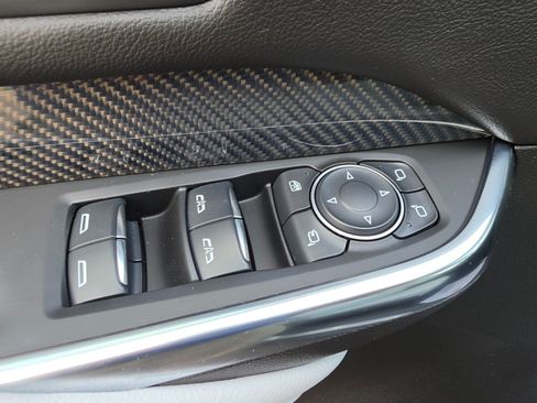 Used 2024 Cadillac XT4 Sport AWD/4WD image 34