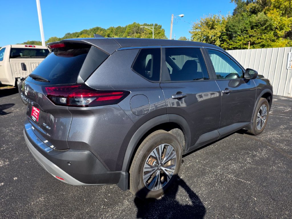Used 2023 Nissan Rogue SV AWD/4WD image 8