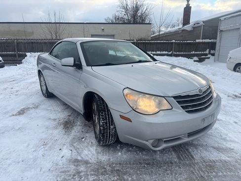 Used 2009 Chrysler Sebring Limited image 3