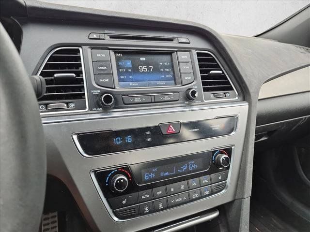 Used 2015 Hyundai Sonata Sport 2.0T FWD image 12